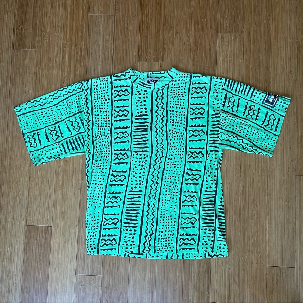 Vintage Green Bolt Pattern Tee
